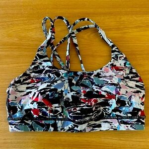 Lululemon Energy Sports Bra